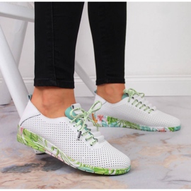 Zapato mujer piel blanco calado con cuña Artiker 6