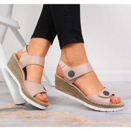 Sandalias de cuero con tacón de cuña Rieker 619B9-31 beige 4