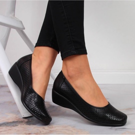 Zapatos mujer cuña calados negro Jezzi 4