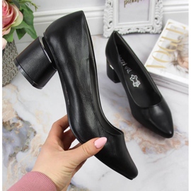Zapatos de tacón sobre poste decorativo en Jezzi negro 1