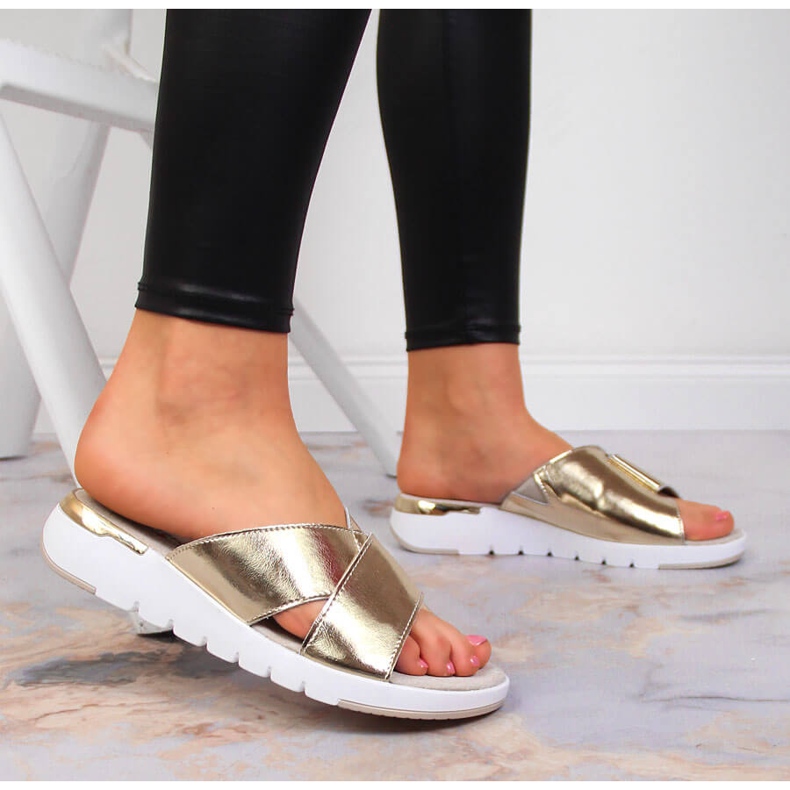 S.Barski Babuchas mujer piel lacada oro S. Barski dorado 2