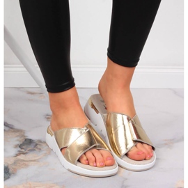 S.Barski Babuchas mujer piel lacada oro S. Barski dorado 3