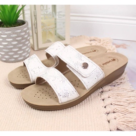 Zapatillas casa mujer Inblu velcro blanco 2
