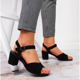 Sandalias de mujer en el post negro Vinceza ante 6