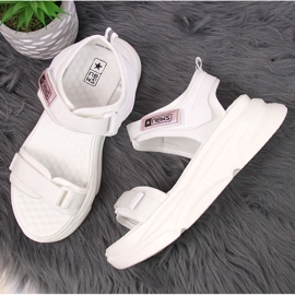 News Sandalias blancas de mujer en la plataforma deportiva NOVEDADES blanco 3