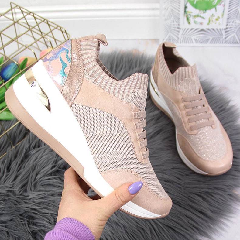 Zapatos brogue de mujer con tacón de cuña sin cordones en rosa empolvado Artiker rosado 1