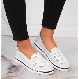 Zapatos mujer piel calada blanca Filippo 7