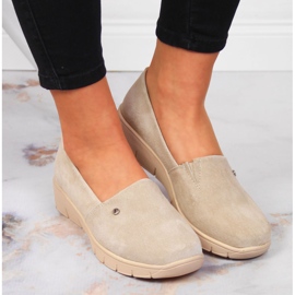 Zapatos cómodos de mujer en piel beige Filippo 6