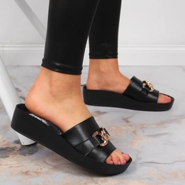Babucha mujer negra de piel con cadena Filippo negro 5