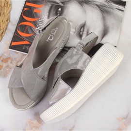 Sandalias mujer de piel con cuña plateada Dolce Pietro plata 6