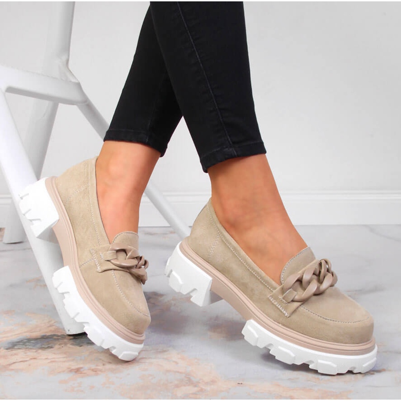 Zapatos de mujer de piel con cadenas beige Filippo 1