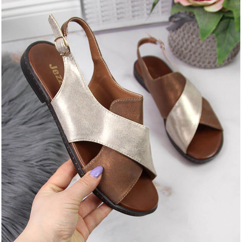 Sandalias doradas de mujer Jezzi dorado 1