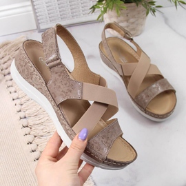 Sandalias mujer piel con elásticos cómodos Helios 100 beige 1