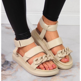 Sandalias en la plataforma con una cadena beige Laura La.Fi 4