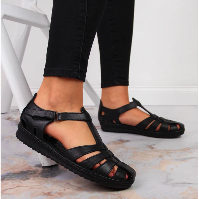 T.Sokolski Sandalias de mujer negras con velcro de T. Sokolski negro 2