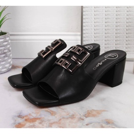 Zapatillas de cuero de mujer en el poste Filippo negro. 5
