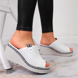 Babucha mujer en piel con cuña blanca Artiker blanco 6