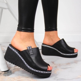 Babuchas de mujer de piel sobre cuña Artiker negra negro 6