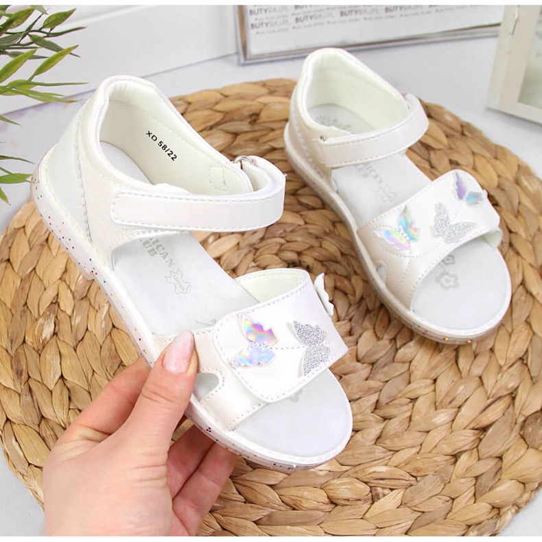 American Club sandalias blancas con velcros para niña blanco 1