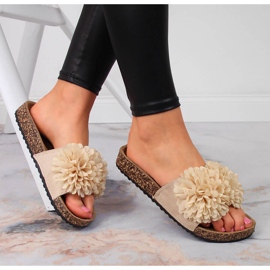 Babuchas Jezzi para mujer beige con flor 1