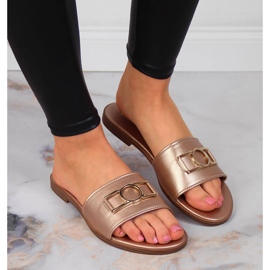 Pantuflas de mujer con adorno Jezzi dorado 6