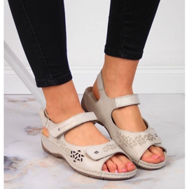 Sandalias mujer piel con velcro dorado Helios 266 6