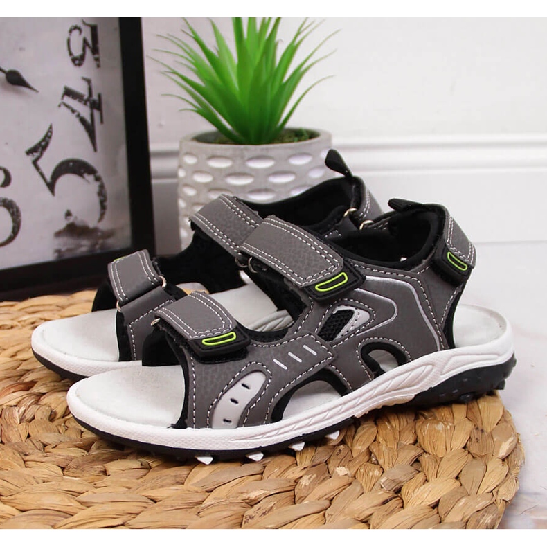 American Club Grey Amyerican Club sandalias grises con velcros para niño 2