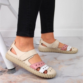 Sandalias de mujer en piel con calados Artiker beige 5