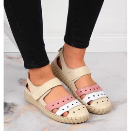 Sandalias de mujer en piel con calados Artiker beige 6