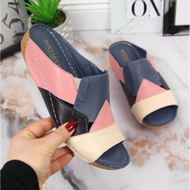 Cómodas zapatillas de estar por casa Artiker de piel coloreada para mujer multicolor 1