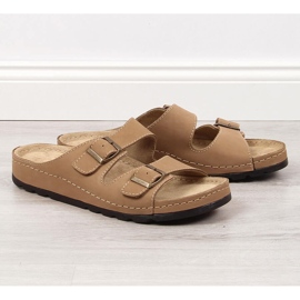 Babuchas cómodas para hombre en piel beige Helios 813 3
