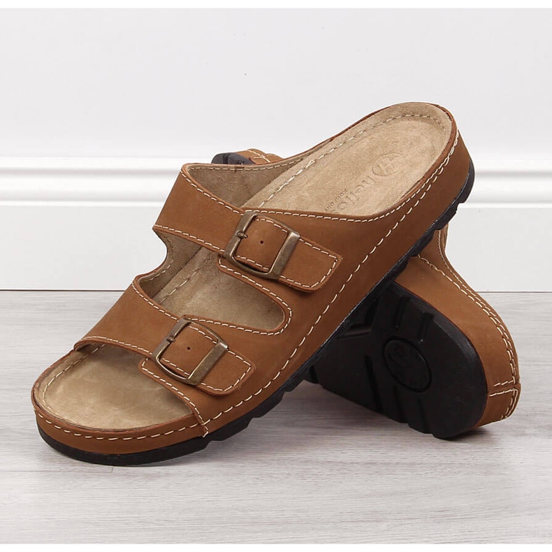 Babuchas cómodas de piel marrón para hombre Helios 813 2