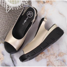 Sandalias mujer de piel con cuña dorada Filippo dorado 3