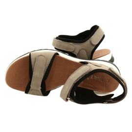 Sandalias deportivas cómodas Caprice 28711-28 334 Taupe Nubuc beige negro 4