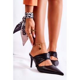 Zapatillas De Cuero En Una Avelina Negra negro 1