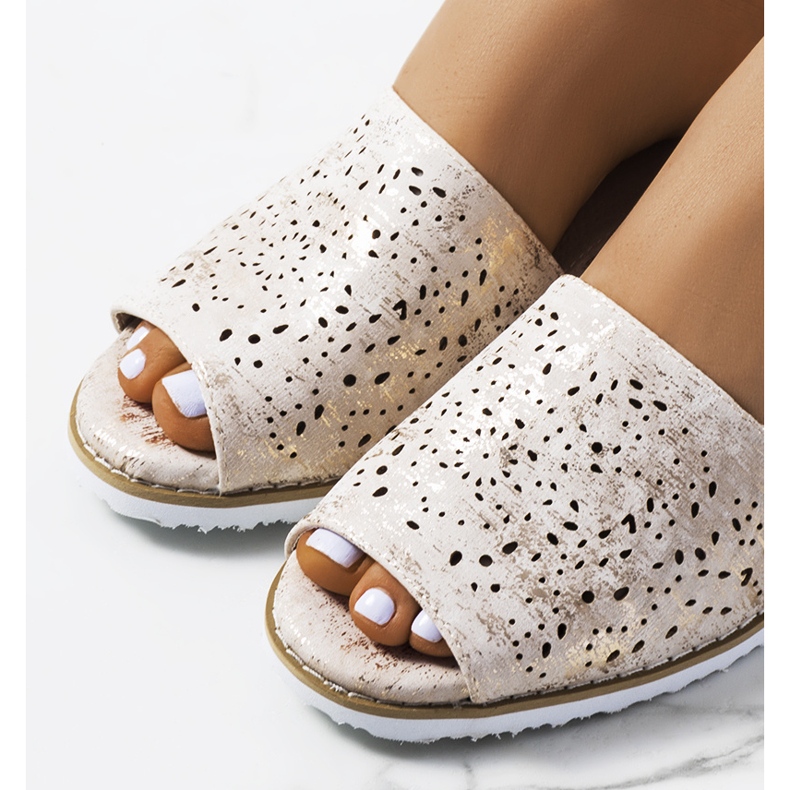 Sandalias doradas cuña Sheripov dorado 1