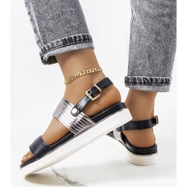 Sandalias negras con aplicación de Larochelle metalizada negro plata 2
