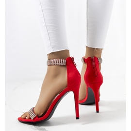 Sandalias rojas con tacón gallego rojo 2