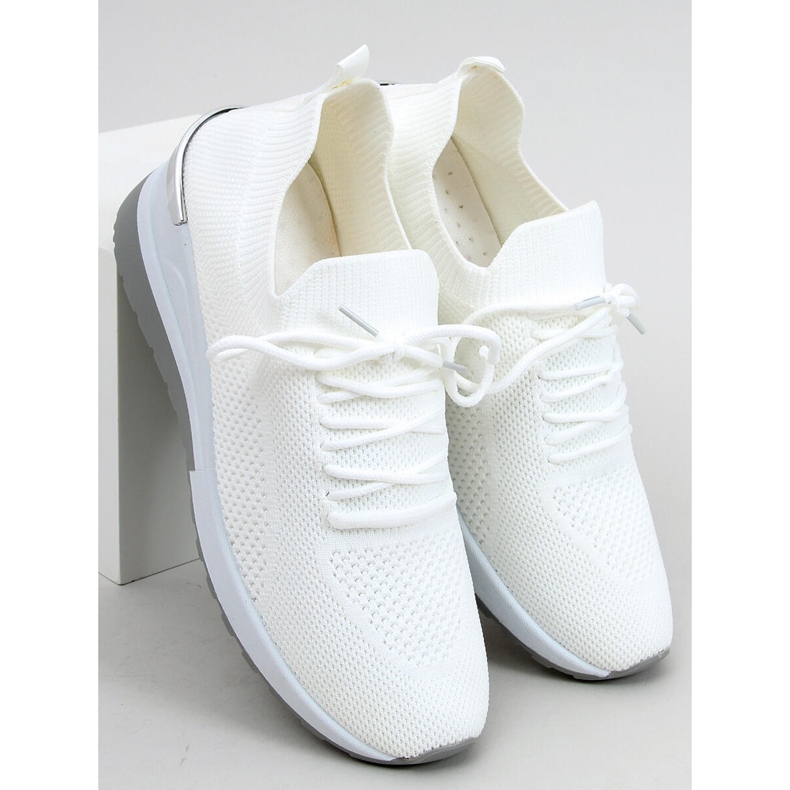 Faggio calcetines blancos zapatos deportivos 1 Faggio calcetines blancos zapatos deportivos 1