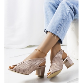 Sandalias rosas Rush caladas dorado 1