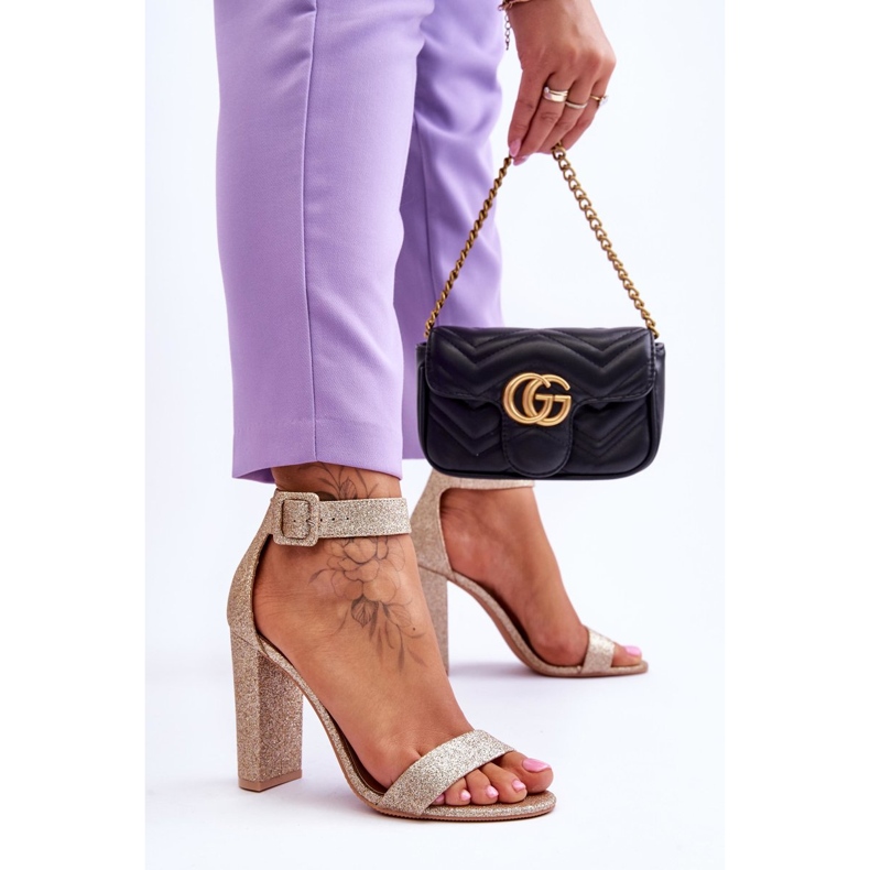 NFR Sandalias De Mujer Con Tacón Alto Brillo Dorado Joalice 2