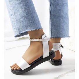 Sandalias blancas de mujer Perunka blanco 2 Sandalias blancas de mujer Perunka blanco 2