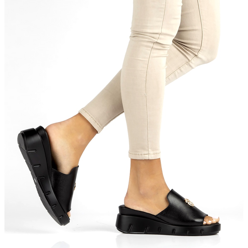 Zapatillas de piel Filippo DK3596/22 Bk negro 5