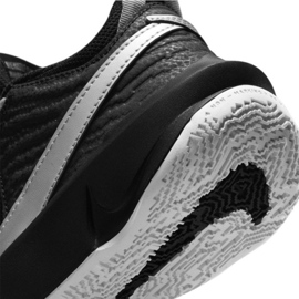 Zapatillas de baloncesto Nike Team Hustle D 10 Big Jr CW6735 004 negro plata 5 Zapatillas de baloncesto Nike Team Hustle D 10 Big Jr CW6735 004 negro plata 5
