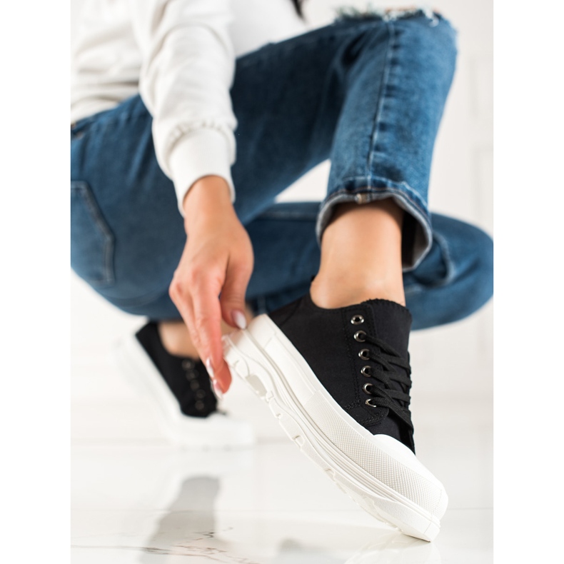 TRENDI Zapatillas negras en la plataforma negro 1