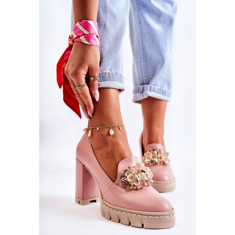 PA2 Salones Elegantes Con Ornamento Liso Caterine Rosa-Beige rosado 1