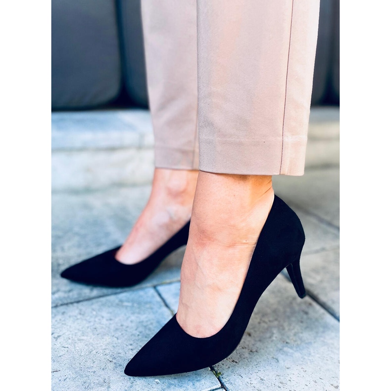 Stilettos sobre un cómodo tacón Holly Black negro 2