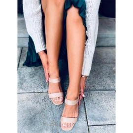 Sandalias de tacón Beige Peonía 1
