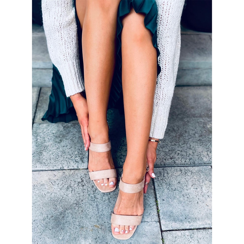 Sandalias de tacón Beige Peonía 1