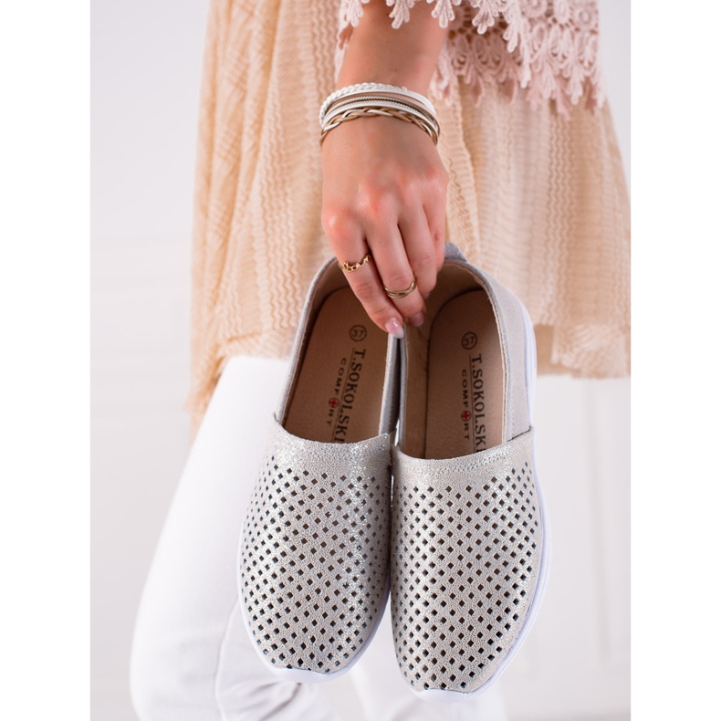 DK Slipons de cuero calado gris 1